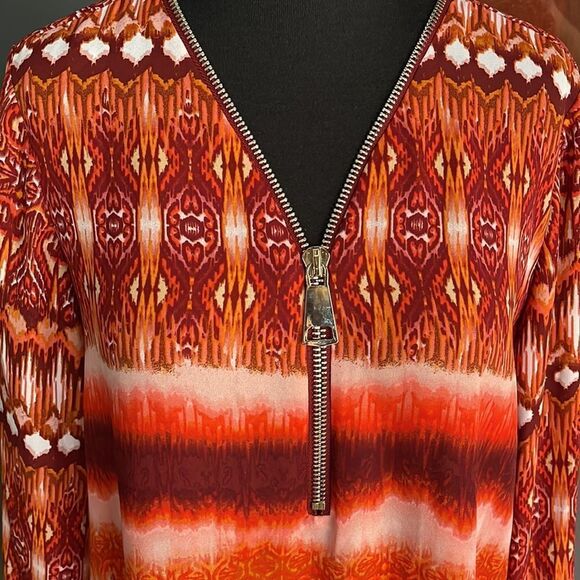 Zac & Rachel shades of red/orange silky crepe zipper neckline top. Medium. - Picture 2 of 5